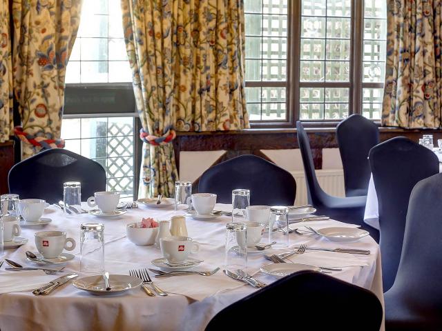 dining | Stade Court Hotel